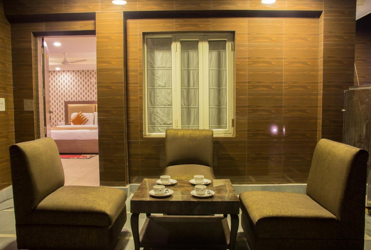 Hotel Pawan Plaza Near Sir Ganga Ram Hospital Delhi (National Capital Territory of India) Exterior foto