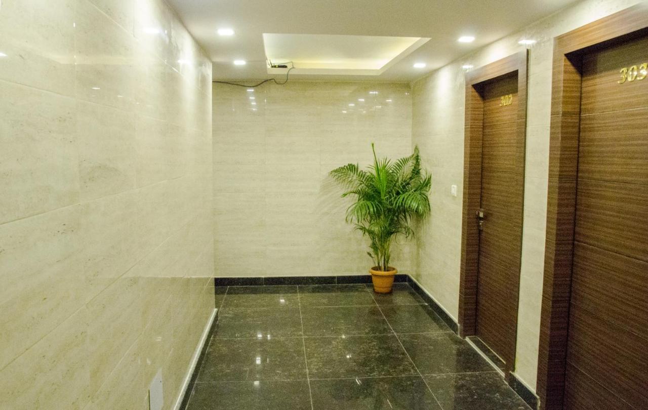 Hotel Pawan Plaza Near Sir Ganga Ram Hospital Delhi (National Capital Territory of India) Exterior foto