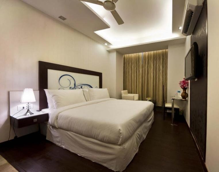 Hotel Pawan Plaza Near Sir Ganga Ram Hospital Delhi (National Capital Territory of India) Exterior foto