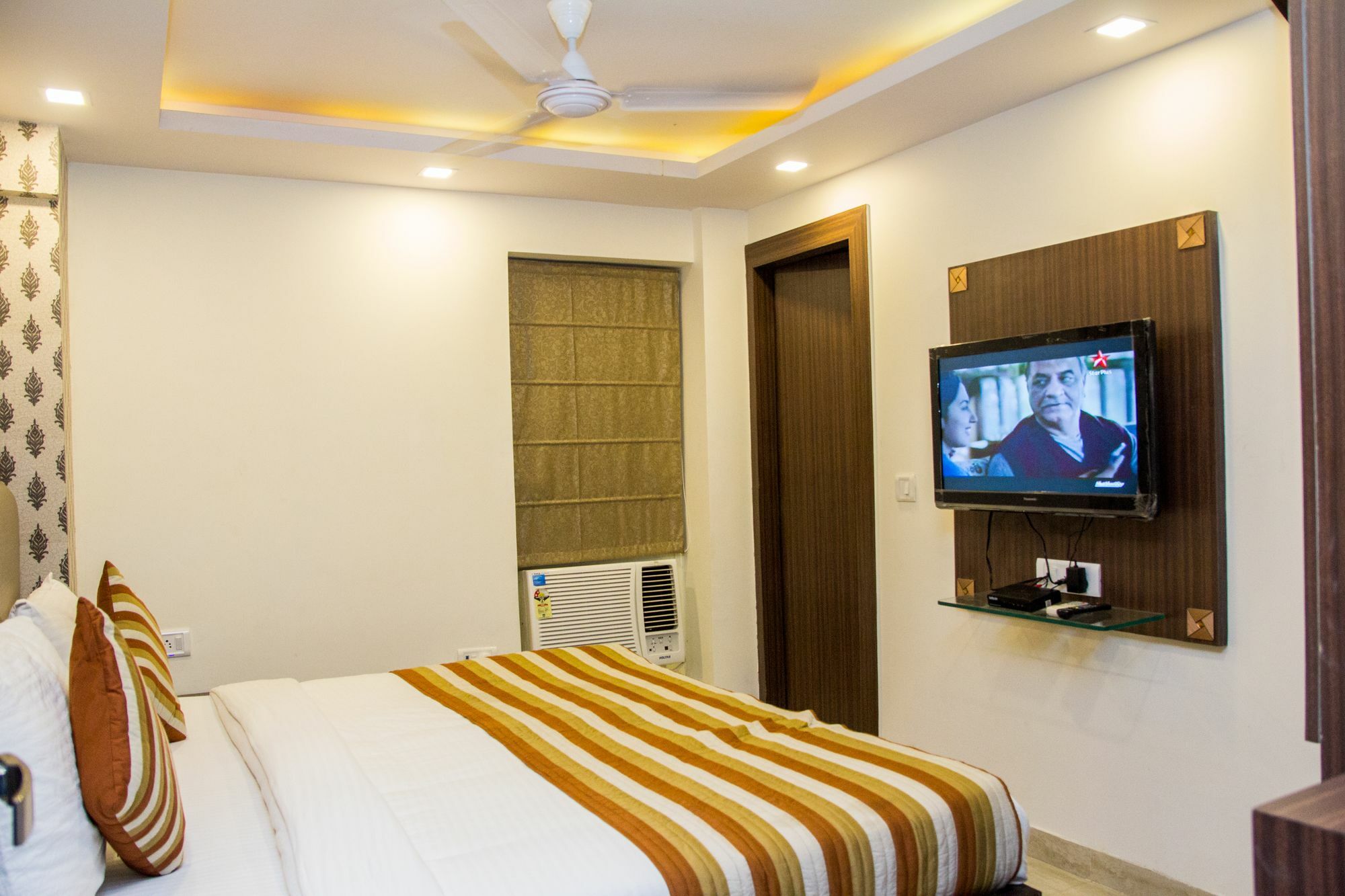 Hotel Pawan Plaza Near Sir Ganga Ram Hospital Delhi (National Capital Territory of India) Exterior foto